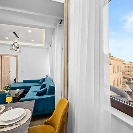 Capitolina Apartmens Old Town شقة بولا