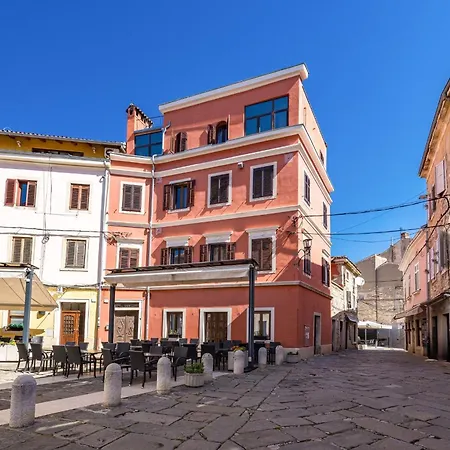 Appartement Capitolina Apartmens Old Town Pula