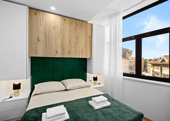 Lägenhet Capitolina Apartmens Old Town *